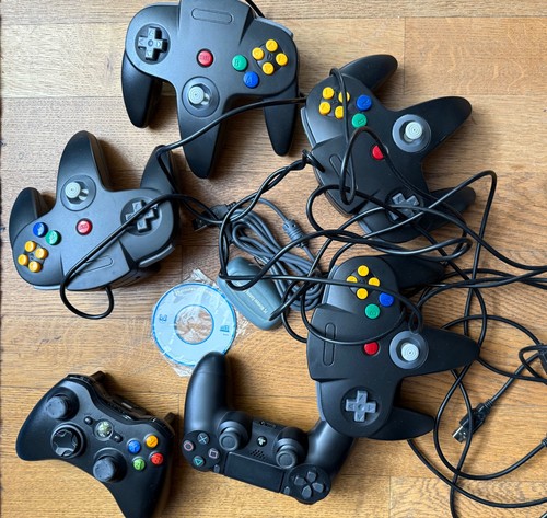 Konvolut gamepads getestet - konvolut,
